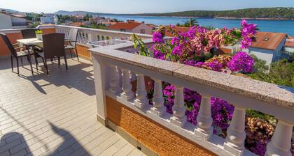 Wohnung im Dachgeschoss mit Meerblick