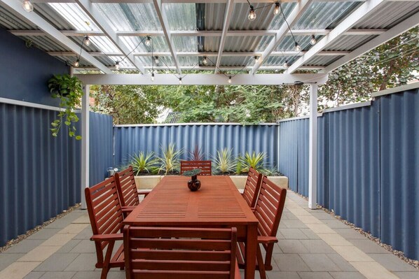 Outdoor dining