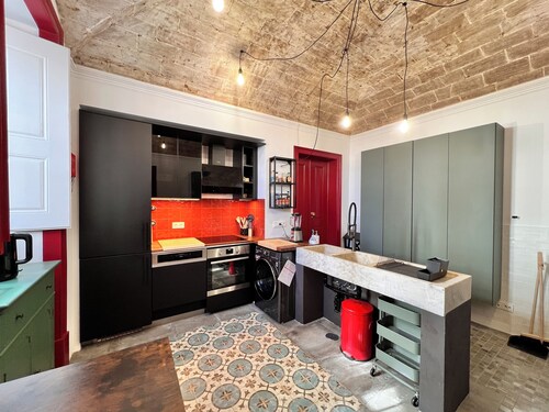 Your home in the heart of the historic center of Evora