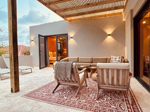 Villa Janssen Jan Thiel with private pool