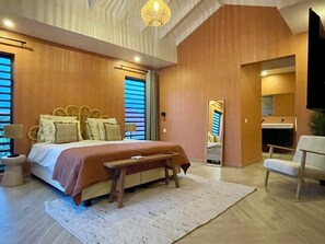 3 bedrooms, iron/ironing board, travel crib, WiFi