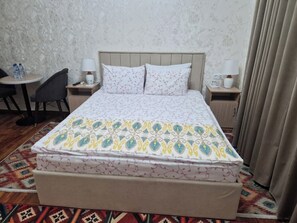 Chambre Double Standard, 1 grand lit