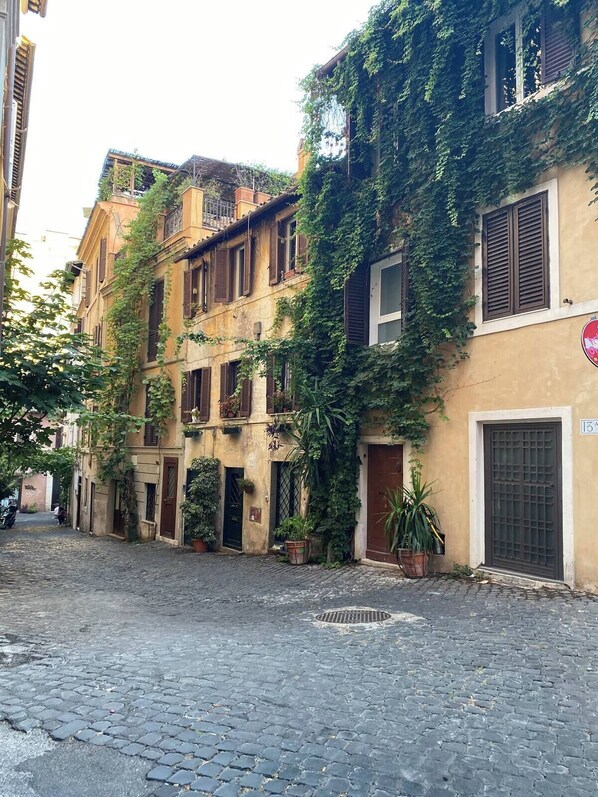 Exterior - Casa All'ombra del Colosseo (Roma)