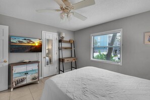 1 habitación, tabla de planchar con plancha, wifi y ropa de cama 