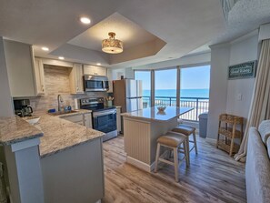 Fridge, microwave, oven, stovetop - Oceanview condo in Brighton, 1504 - full access (Myrtle Beach)