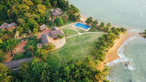 Exterior - Lou Moon Eco-Luxury Resort (Ejan)