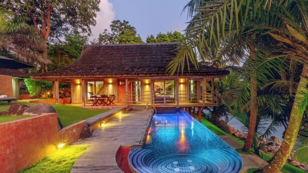 Room - Lou Moon Eco-Luxury Resort (Ejan)