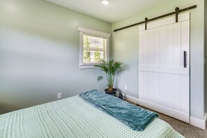 Cottage (2 Bedrooms) | Interior