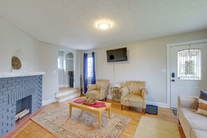 House (3 Bedrooms) | Interior - Inviting Vacation Home: 2 Mi to Mill Creek Falls! (Garfield Heights)