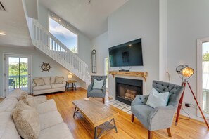 House (4 Bedrooms) | Interior - New Smyrna Beach Home w/ Pool - Walk to Beach! (New Smyrna Beach)