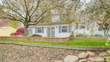 Apartment (0 Bedroom) | Interior