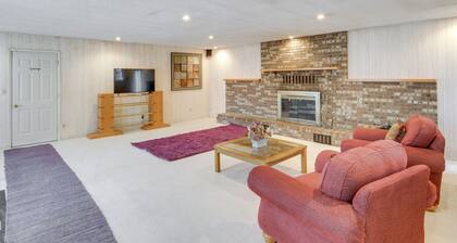 Spacious Studio - 5 Mi to MGM Northfield Park!
