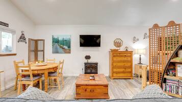 Apartment (0 Bedroom) | Interior