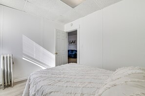 Interior - Schenectady Vacation Rental ~ 18 Mi to Albany! (Schenectady)