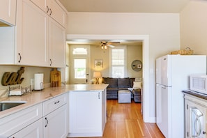 House (1 Bedroom) | Interior