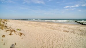 Apartment (0 Bedroom) | Interior - Ocean City Hideaway: Walk to Boardwalk & Beach! (Ocean City)