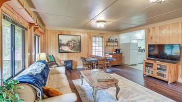 House (1 Bedroom) | Front of property