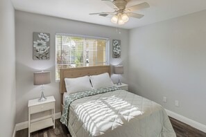 House (3 Bedrooms) | Interior - Bakersfield Home w/ Pool Table, Cornhole + More! (Bakersfield)