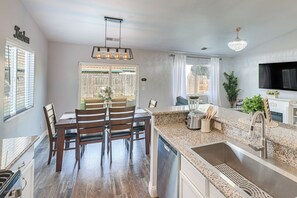 House (3 Bedrooms) | Interior - Bakersfield Home w/ Pool Table, Cornhole + More! (Bakersfield)