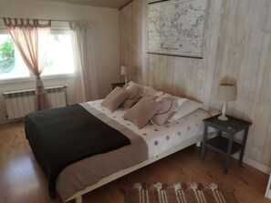 3 bedrooms, iron/ironing board, WiFi, bed sheets - Maison DE Resinier AU Coeur DE LA Forêt Landaise (Luglon)
