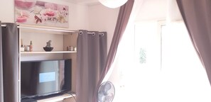 Interior - Maison 8/10 Pers. 5mn Mersalon Séjour 40m², Cuisine, 3 Chambres, 1 Bureau, 2sdb (Saint-Brevin-les-Pins)