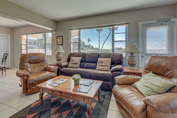 Smart TV, DVD player, books, video library