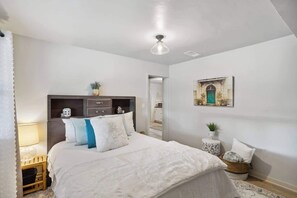 2 chambres, fer et planche à repasser, Wi-Fi gratuit, draps fournis