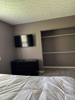 3 habitaciones, wifi gratis y ropa de cama