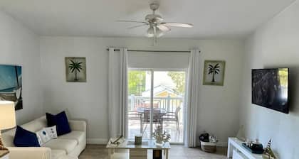 Spacious Condo Bimini Bay Resort, Bahamas, 2Bedrooms /2 Bathrooms, sleeps 8