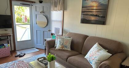 Waterfowl Watch Cottage - Chincoteague Island Quiet area,bikes, fall rates