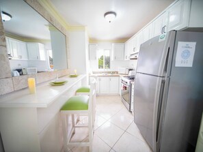 Appartement, 1 slaapkamer, balkon, uitzicht op tuin | Dineren