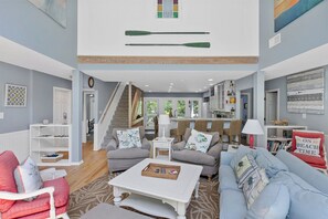 Smart TV, fireplace, books, offices
