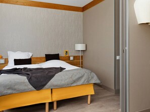 1 bedroom, iron/ironing board, WiFi, bed sheets - Appart'hotel Adagio Paris XV 2p4 Personnes (Issy-les-Moulineaux)