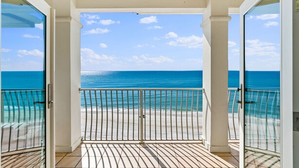 A covered balcony with a view of the ocean. - ☀️Beachfront 30A Penthouse with Incredible Views-Endless Sea☀️ (Santa Rosa Beach)