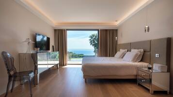 7 slaapkamers, een strijkplank/strijkijzer, wifi, beddengoed