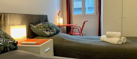 2 bedrooms, iron/ironing board, free WiFi, bed sheets