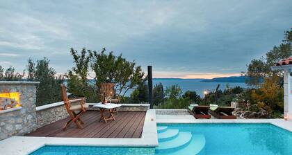 Ferienhaus Villa Kety mit Pool, Alleinlage, Terrasse, Meerblick und Pool!