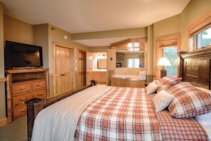 3 soverom, skrivebord, reiseseng for barn og wi-fi (inkludert)