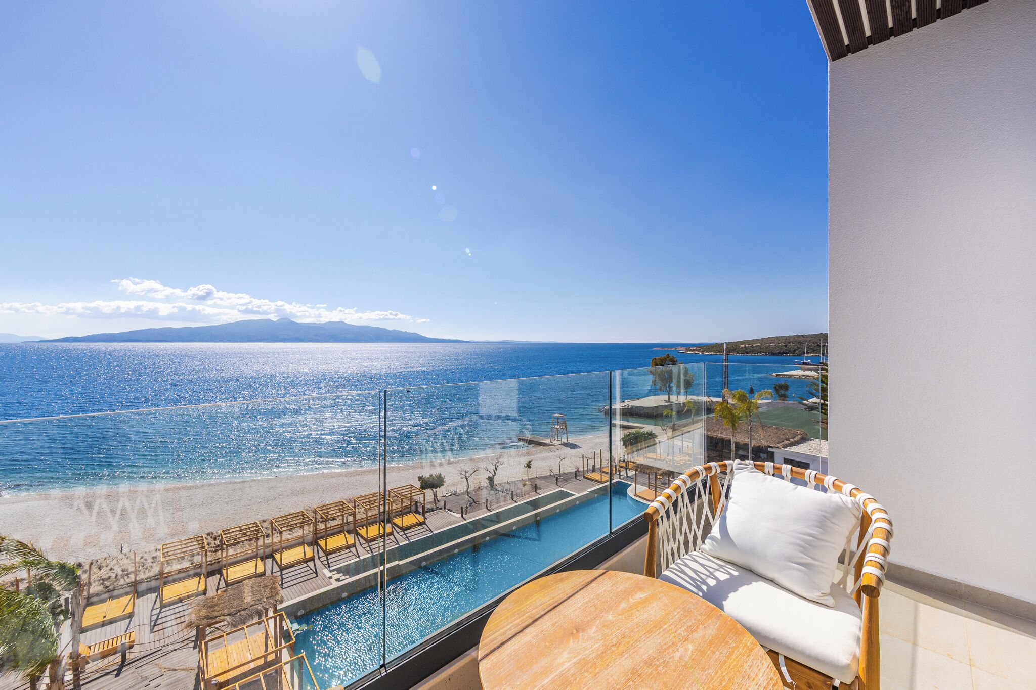 Royal Suite with Sea View and Bath Tub | Balcony view