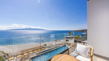 Royal Suite with Sea View and Bath Tub | Balcony view
