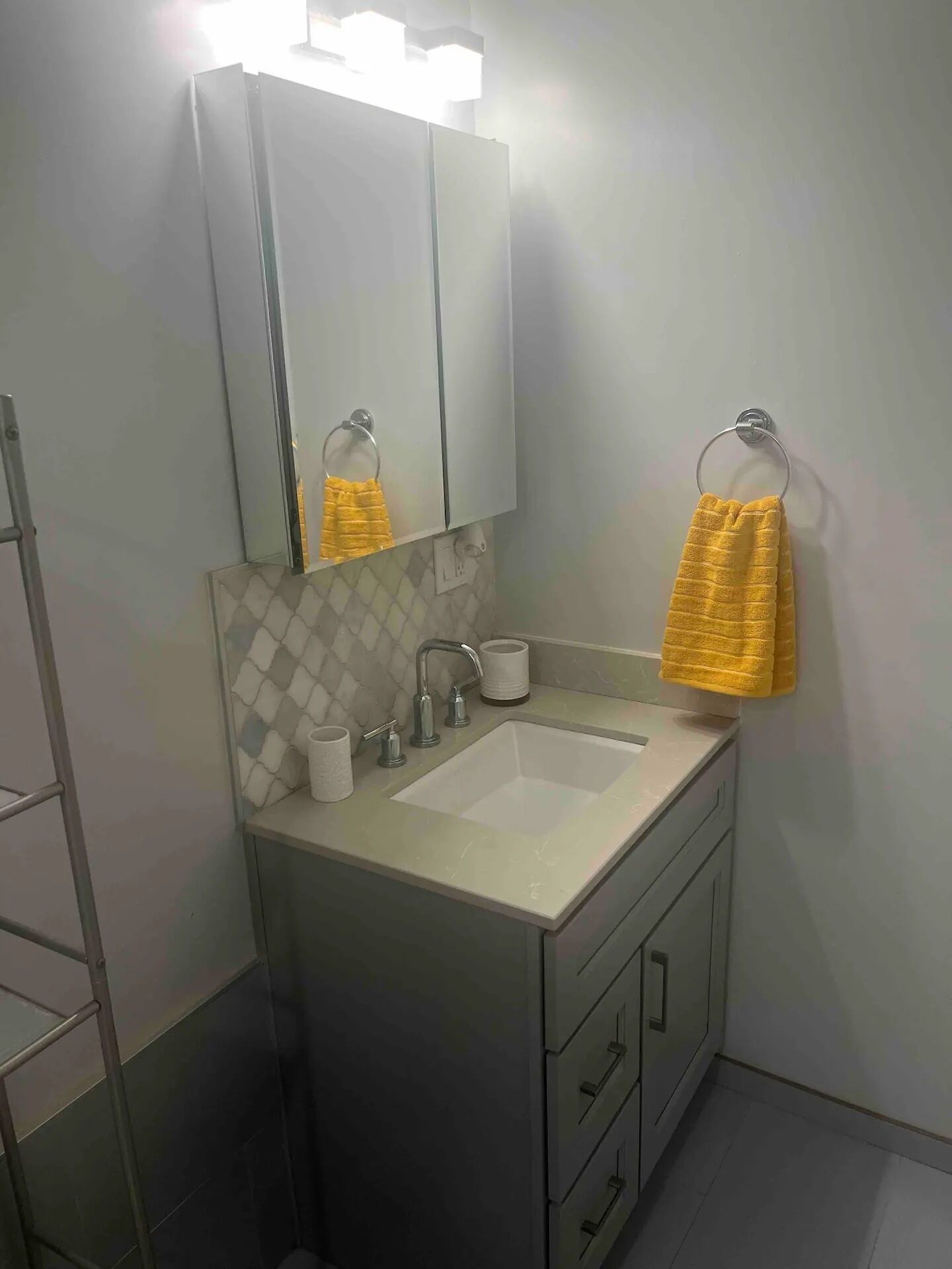 Newly Remodeled In-law in Oakland