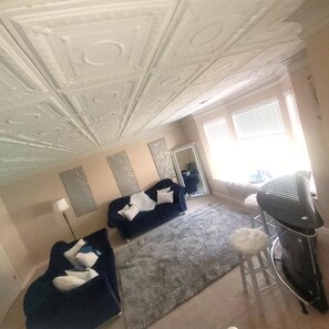 Interior - The Sinclair: Airport ATL 5-10 Minutes to Your Stay (College Park)