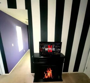 Interior - The Sinclair: Airport ATL 5-10 Minutes to Your Stay (College Park)