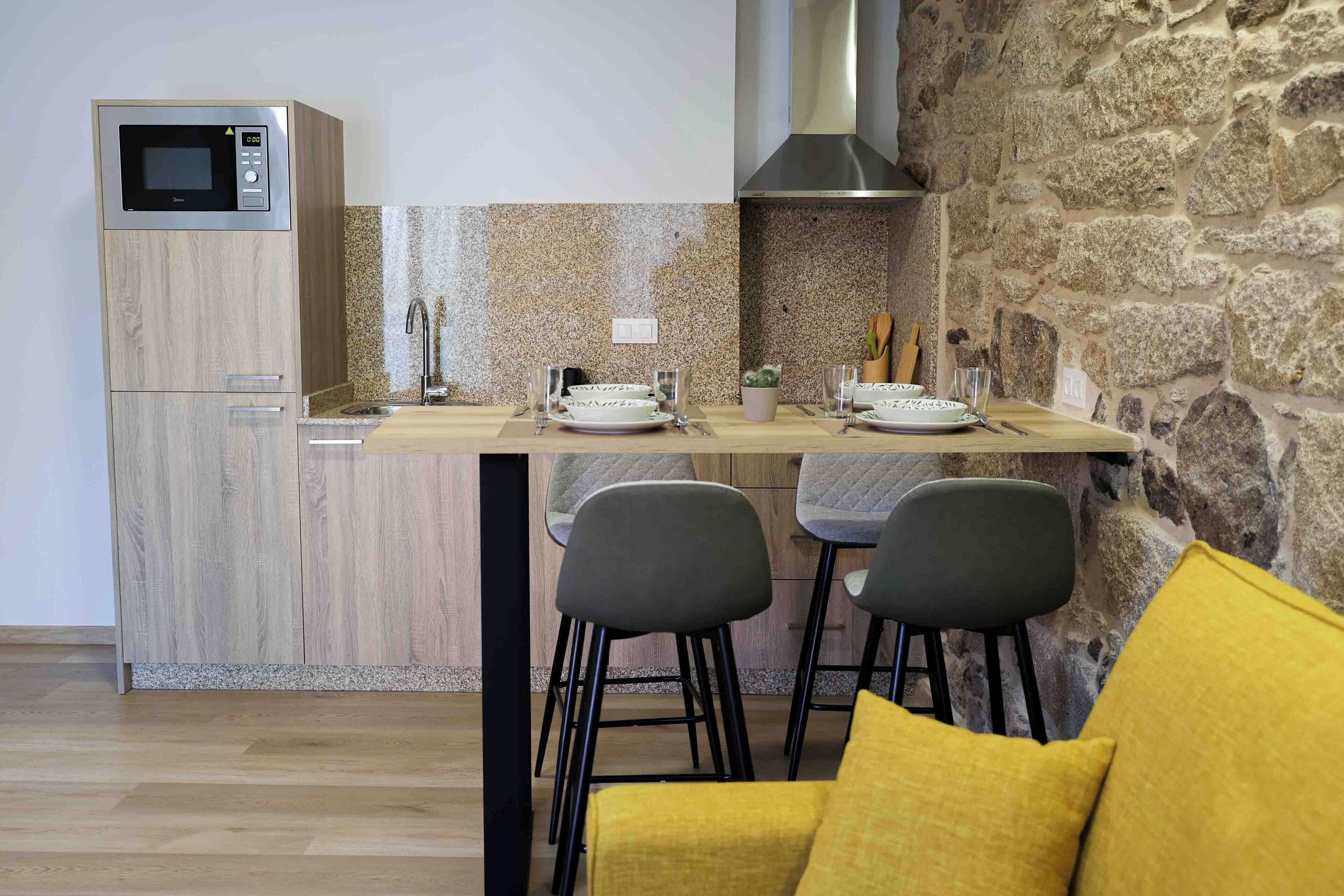Apartamento, 1 habitación | Cocina privada | Frigorífico pequeño, microondas, placa de cocina y tostadora