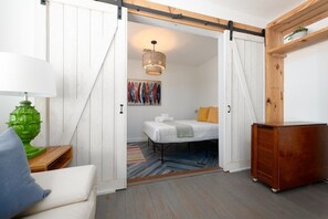 3 Schlafzimmer, Schreibtisch, Bügeleisen/Bügelbrett, Internetzugang