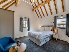 4 habitaciones, wifi gratis y ropa de cama