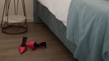 Deluxe Villa, Sea View | 3 bedrooms, soundproofing, iron/ironing board, free WiFi