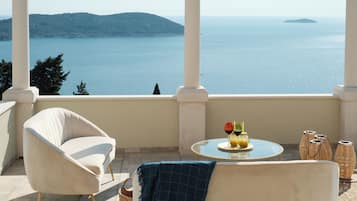 Deluxe Villa, Sea View | Terrace/patio