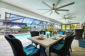 Outdoor dining