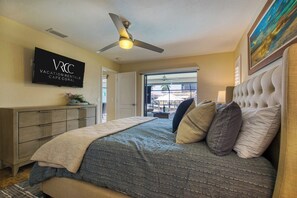 3 bedrooms, free WiFi, bed sheets - VRCC Villa Wake Zone (Cape Coral)